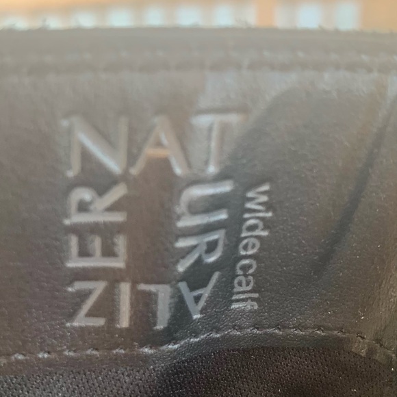 NATURALIZER DALE BLACK LEATHER RIDING BOOTS SIDE ZIPPER BLOCK HEEL WIDE CALF - Picture 3 of 9